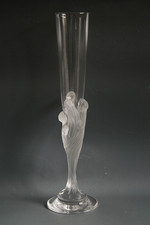 VINTAGE ERTE GLASS CHAMPAGNE FLUTE