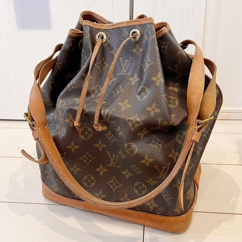 Louis vuitton petit - louis, m42226