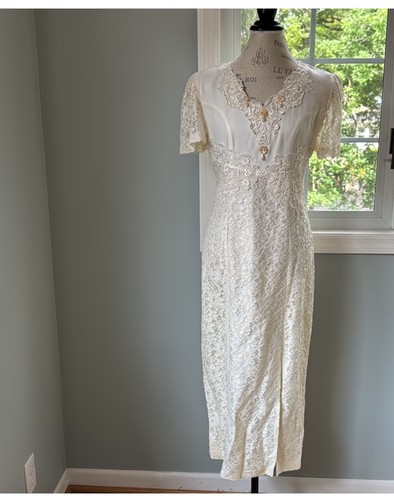 Vintage anna ivory long lace - vintage,