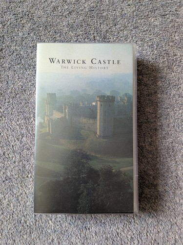 Warwick castle the living - castle,