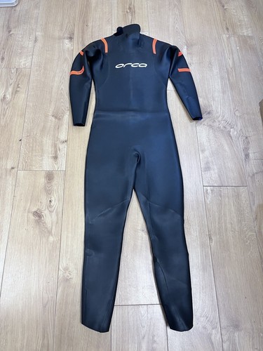 Pre loved mens size - loved, orca