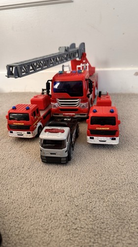 Fire engine toy bundle - 🔥,