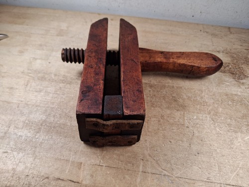 Vintage small wooden - small,