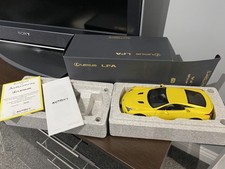 AUTOart 1/18 LEXUS LFA Pearl