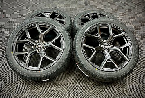 Land rover defender - 22', alloy