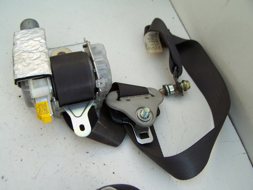 Daihatsu sirion drivers seat - sirion,