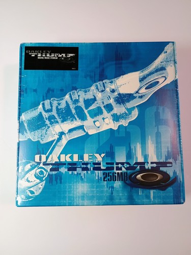 Factory sealed oakley thump - factory,
