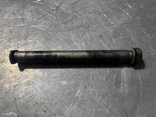 Yzf 250 rear wheel spindle - yzf,