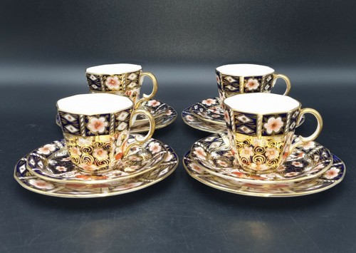 Royal crown derby imari 2451 - crown,
