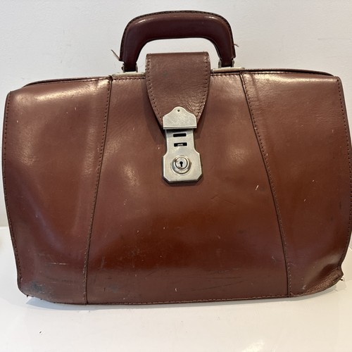 Vintage brown leather doctor - brown,