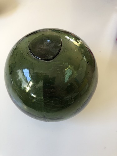 Vintage green glass hand blown - vintage,