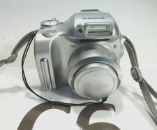 Fuji Finepix 2800z Camera - Tested & Working refm