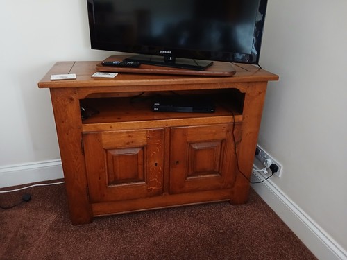 Oak cabinet french - tv,