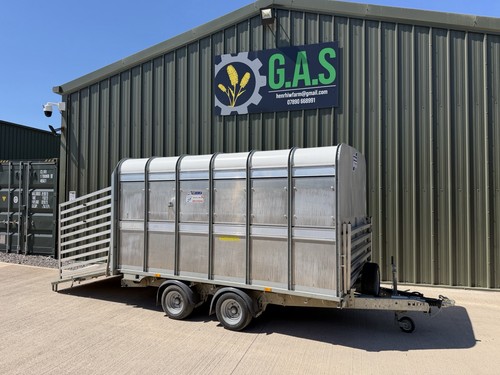 Ifor williams 12ft livestock - 12ft,