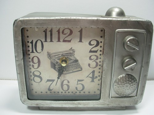 Quartz clock iron - quartz, in