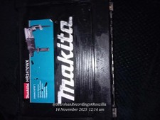 Makita HR2470WX Rotary Hammer Drill 24mm Chuck  780W 240V With Grip + Case