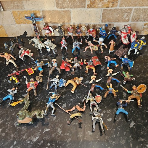 Vintage papo figures - vintage,