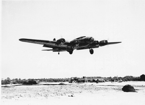 Boeing flying fortress - flying,
