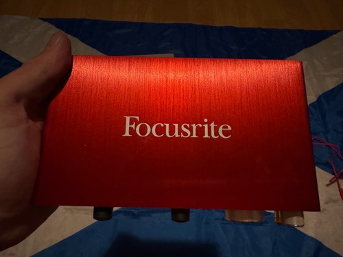 Focusrite scarlett 2i2 usb - focusrite,