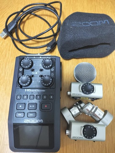 Zoom handheld recorder - handheld,