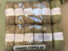 12 x 50g balls of Sirdar