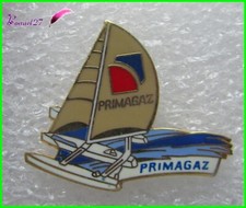 Pin's EDF GDF PRIMAGAZ boat sailboat trimaran boat brown beige #933
