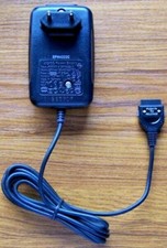 GENUINE/ORIGINAL Jaguar Motorola 8700 XJ8/XJR/XK8/XKR JLM20606 Mains Charger