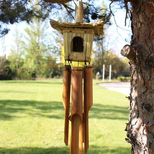 Square seagrass bird box - bird, with