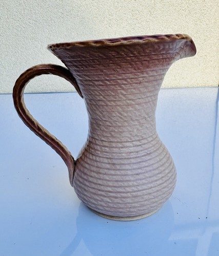 Vintage jug brown - brown, ribbed