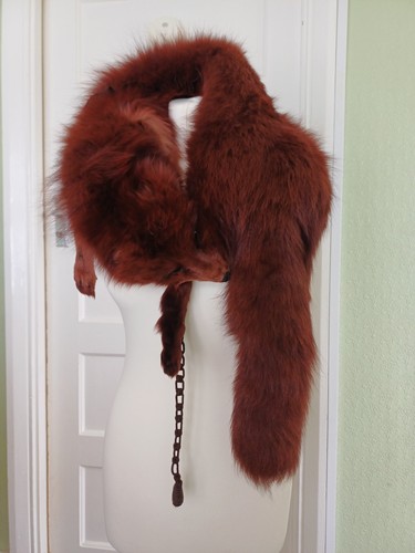 Vintage 1940s red fox fur - red,