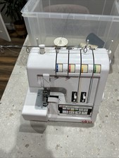 Elna 614 DE  Sewing Machine - Differential Feed /4 Thread with cover 