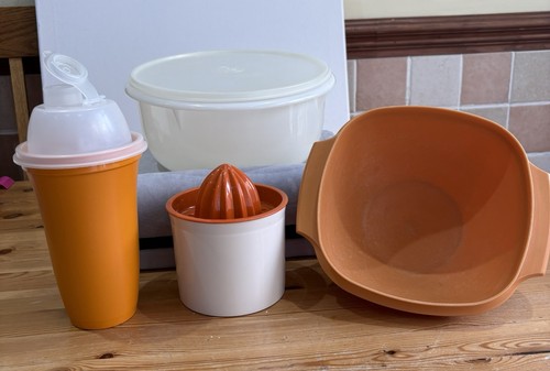 Vintage tupperware bundle - tupperware,