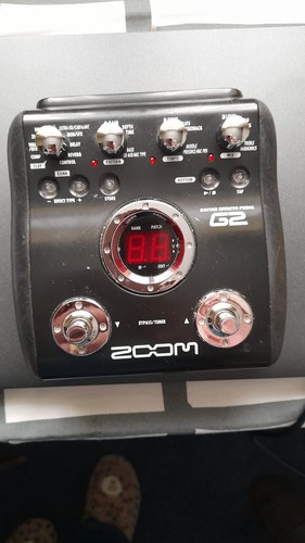Zoom guitar effects pedal - guitar,