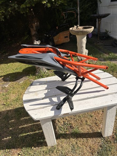Ktm duke 125 390 - rear, subframe