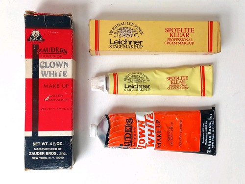 Vintage theatrical clown - clown, make