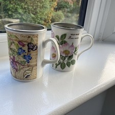 2 Crown Trent Find Bone China Mugs With Infusers. A Excellent Condition ￼