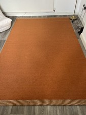 300 x 200 CM (9’10” x