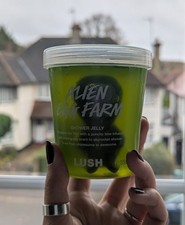 LUSH Alien Egg Farm 👽 shower jelly & gummy 250g • Halloween limited 🛸 NEW