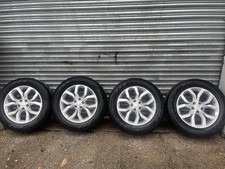 LAND ROVER DISCOVERY ALLOY WHEELS AND TYRES 19inch Off A 2022 Model Discovery