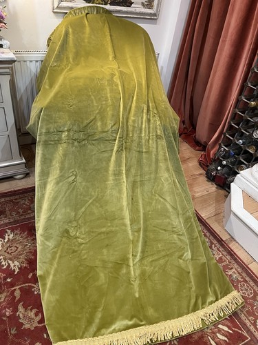 Velvet curtains used - velvet,