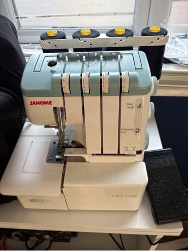 Janome smd 744d overlocker - janome,