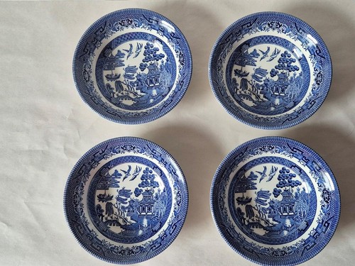 Four churchill blue willow - four,