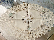 VINTAGE  IVORY COTTON OVAL