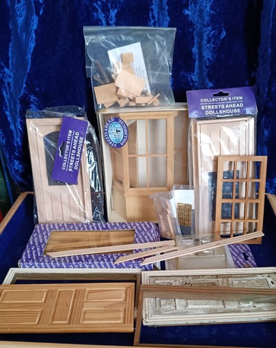 Dolls house wooden - dolls,