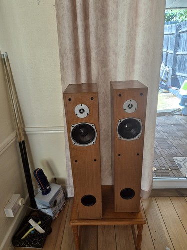 Sony tall speakers - speakers, bass