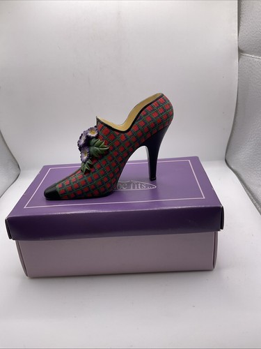 The shoe fits leonardo - if,