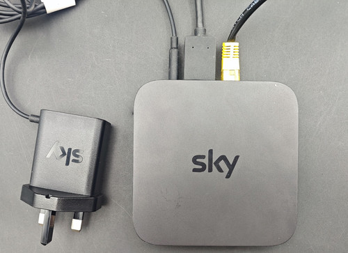 Sky stream puck - stream, with