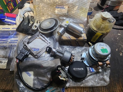 Komatsu parts sale bundle - parts,