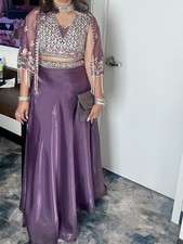 This elegant lehenga set