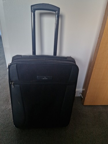 Samsonite black soft shell - black,
